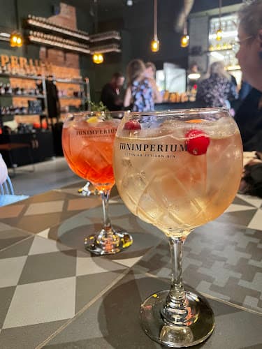 Junimperium Distillery & Bar - Tallinn
