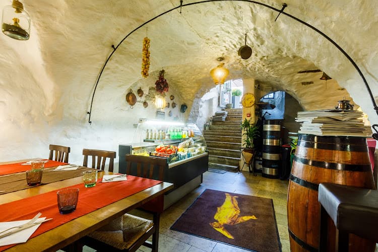 Pulcinella Itaalia Restoran Pizzeria - Tallinn