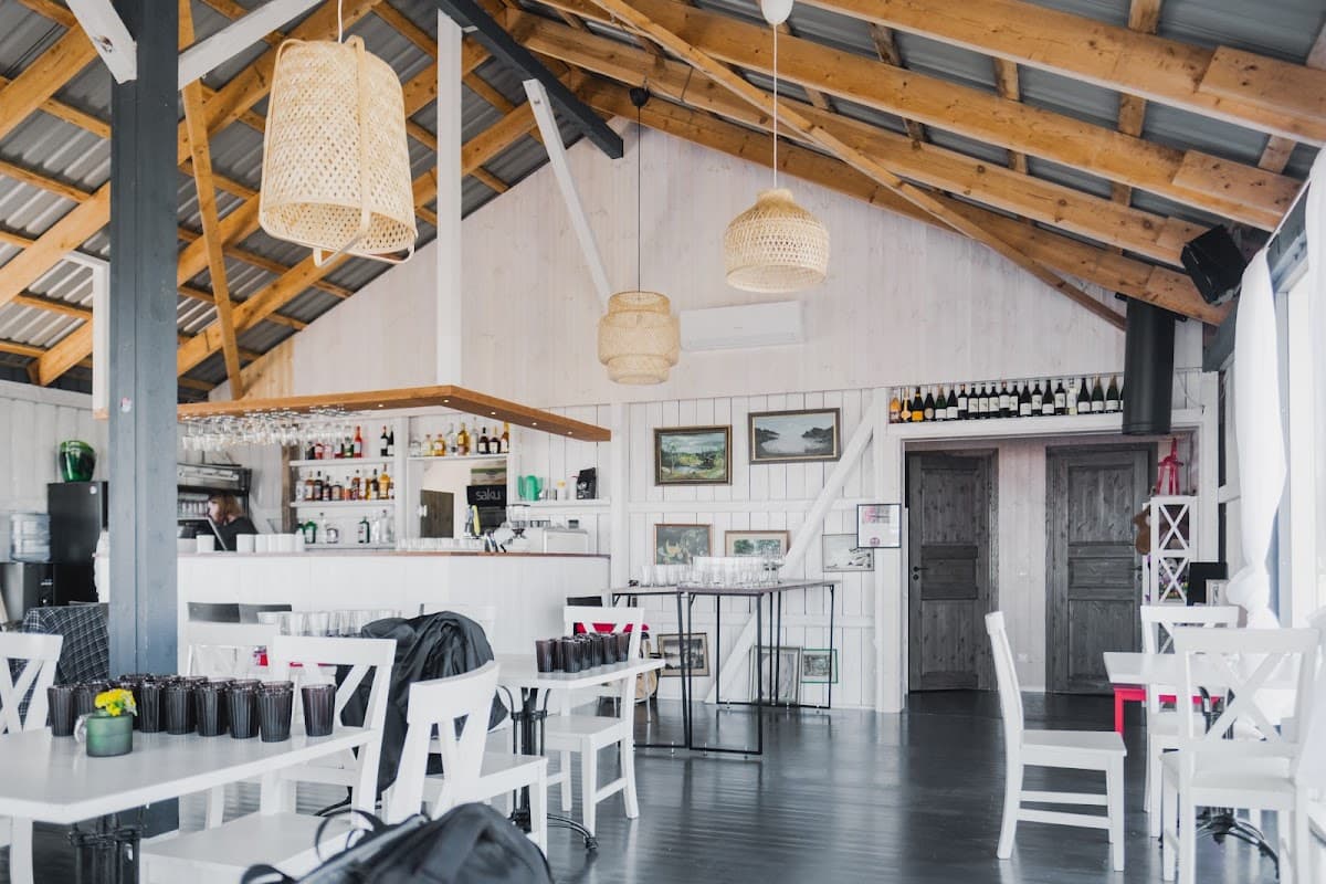 BRIIS Bar & Resto - Kärdla