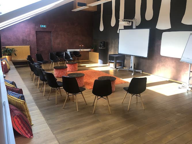 Ovaalstuudio - Tallinn