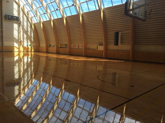 Turu tn 8 spordihoone - Tartu