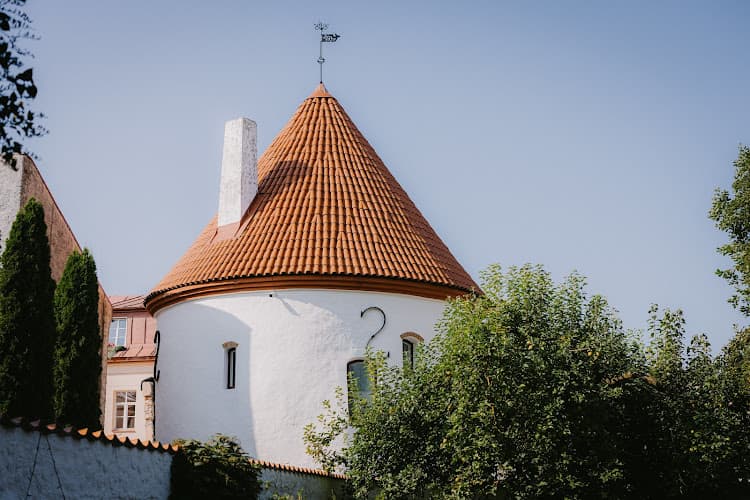 Punane torn - Pärnu