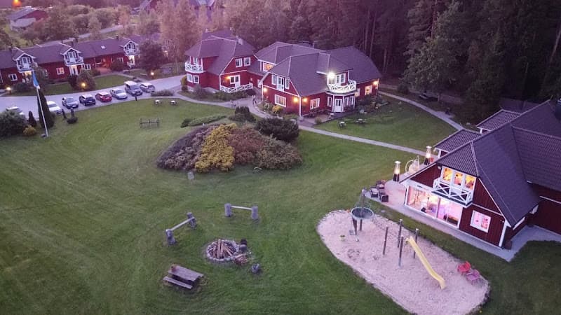 Klaara-Manni Puhke- ja Seminarikeskus / Holiday Center - Tori