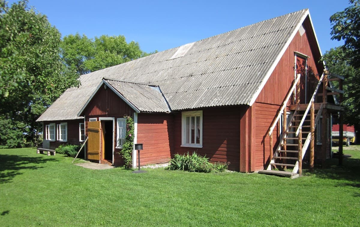 Kihnu Kallas - Tolli Turismitalu - Kihnu
